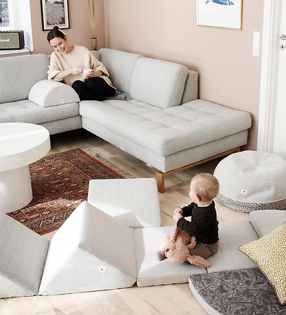 Pine Cone Tumlemøbel - 17,5x45x35 cm - Moon - Happy Play - Sand Pine Cone Tumlemøbel - 17,5x45x35 cm - Moon - Happy Play - Sand