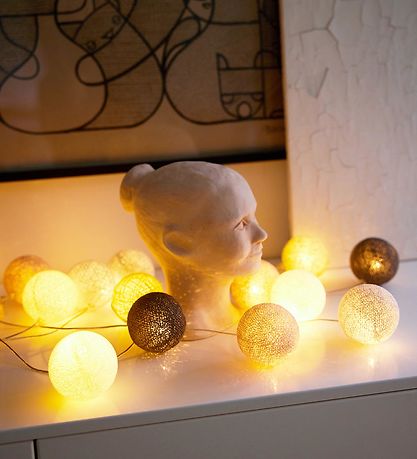 Iris Lights Lyskæde - 390 cm - 35 Lys -  Blush Iris Lights Lyskæde - 390 cm - 35 Lys -  Blush