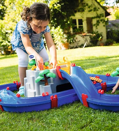 AquaPlay Vandbane - 70 Dele - 126x88 cm - Bjergsø AquaPlay Vandbane - 70 Dele - 126x88 cm - Bjergsø