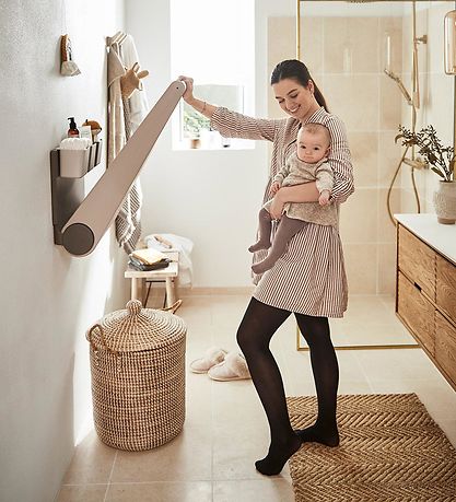 Leander Wally Puslebord - Væghængt - 56x80 cm - Cappuccino