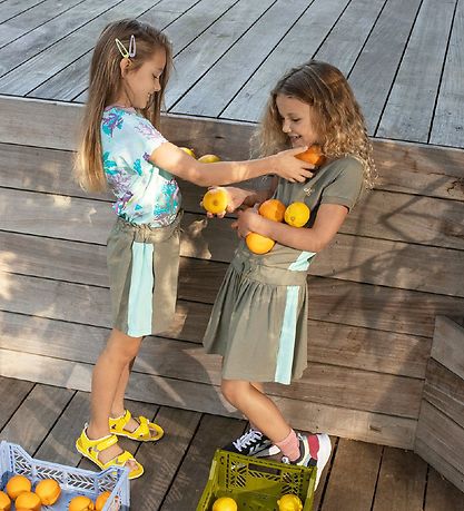 Hummel Shorts - hmlSunny - Dusty Groen Hummel Shorts - hmlSunny - Dusty Groen