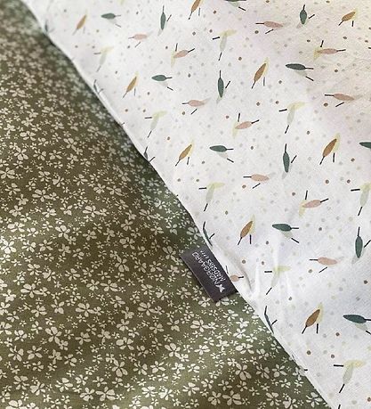 Nørgaard Madsens Sengetøj - Baby - Hvid m. Blade