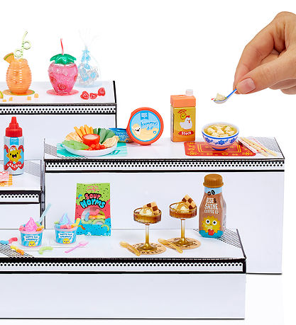 MGA's Miniverse Make It Mini foods - Cafe PDQ Series 5