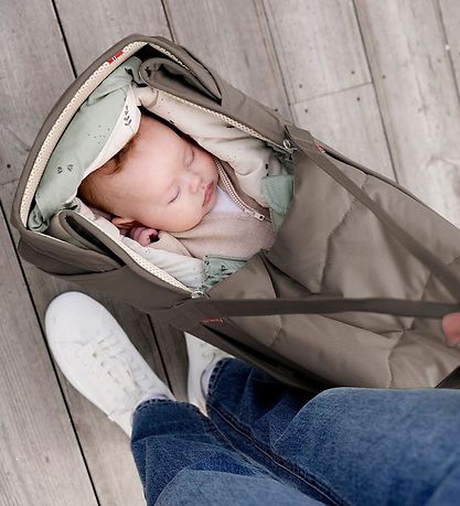 Voksi Babylift - Carry Me - Walnut/Leaf