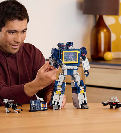 LEGO® Icons - Transformers: Soundwave - 10358 - 1505 Dele