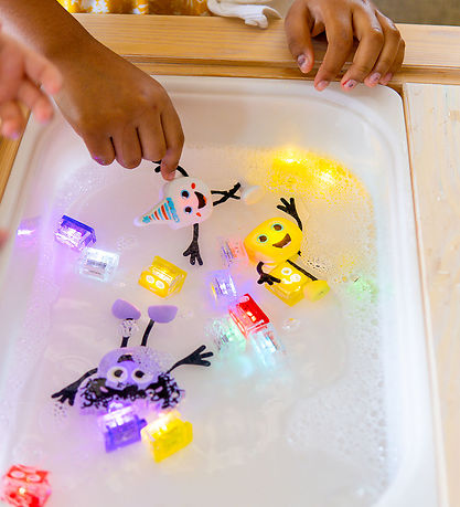 Glo Pals Figur/Sansekuber m. Lys - Alex - Gul