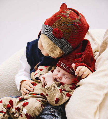 Hust and Claire Nissehue - HCFiliz - Nose - Teaberry m. Rensdyr Hust and Claire Nissehue - HCFiliz - Nose - Teaberry m. Rensdyr