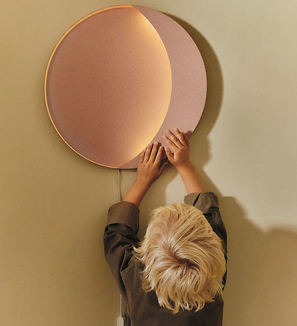 Ferm Living Væglampe - Neba - 45 cm - Rose Ferm Living Væglampe - Neba - 45 cm - Rose
