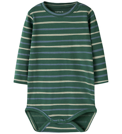 Name It Sæt - Sweat smækbukser/Body l/æ - NbmVonne - Island Foss Name It Sæt - Sweat smækbukser/Body l/æ - NbmVonne - Island Foss