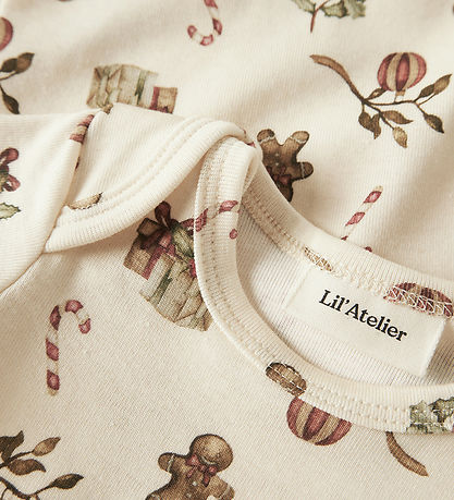Lil' Atelier Body L/Æ - NbnLayo - Turtledove/Christmas Lil' Atelier Body L/Æ - NbnLayo - Turtledove/Christmas