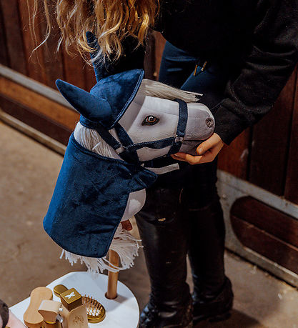 by ASTRUP Dækken Og Hut - Navy