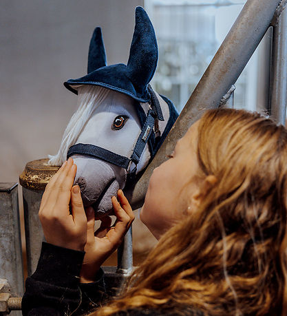 by ASTRUP Dækken Og Hut - Navy