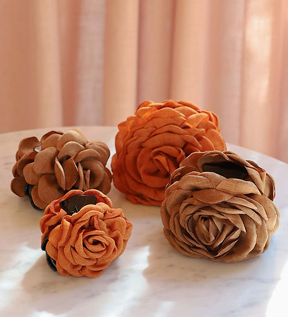 By Stær Hårklemme - Daisy - Stor - Mørkebrun By Stær Hårklemme - Daisy - Stor - Mørkebrun