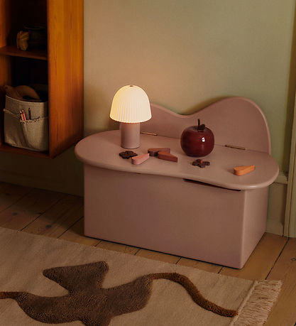 Ferm Living Sparegris - Appel - Deep Red