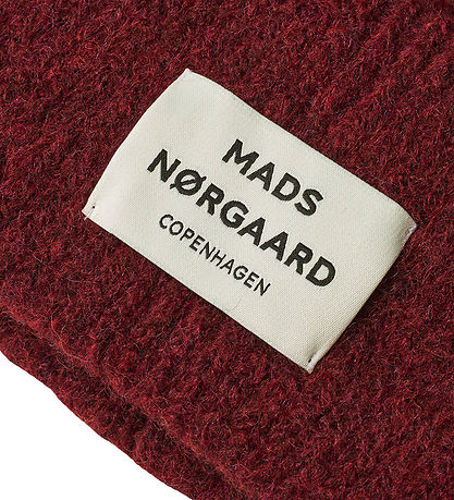 Mads Nørgaard Hue - Strik - Tosca - Winery