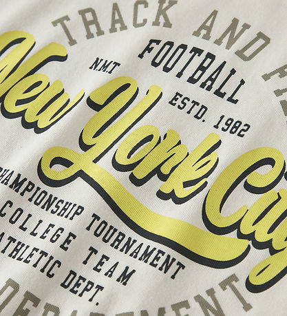 Name It T-shirt - NkmVilogo - Cloud Dancer/New York city