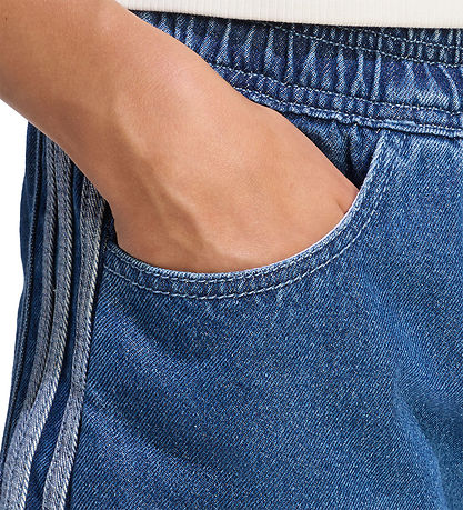 adidas Originals Shorts - Denim - Medvin