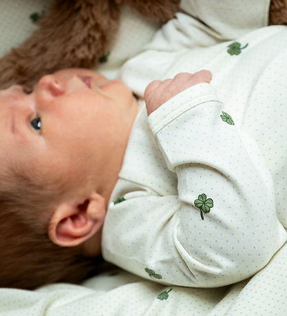 That's Mine Body l/æ - Ellis -  Specks Of Luck