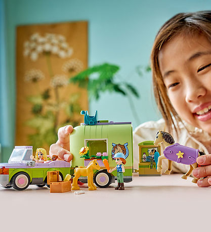 LEGO® Friends - Heste- Og Føltrailer 42695 - 279 Dele