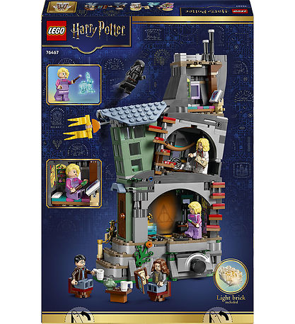 LEGO® Harry Potter - Luna Lovegoods Hus 76467 - 764 Dele