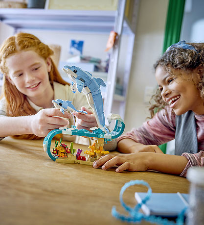 LEGO® Creator - Havdyr: Smukke Delfiner 31385 - 542 Dele