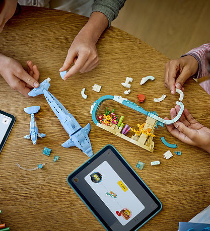 LEGO® Creator - Havdyr: Smukke Delfiner 31385 - 542 Dele