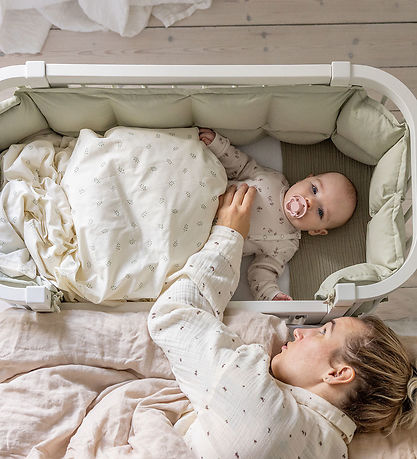 Sebra Seng - Bedside Crib - Classic White