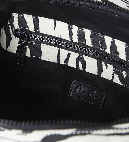 Lala Berlin Skuldertaske - Gili - White Black Tiger