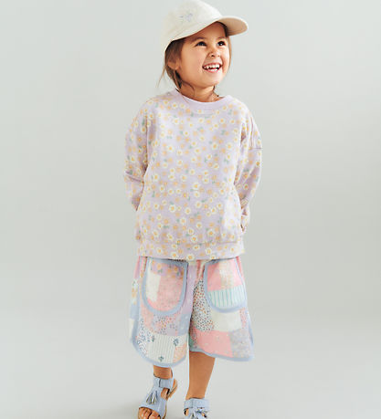 Wheat Sweatshirt - Lia - Lavender Daisies