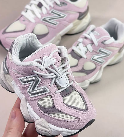 New Balance Sko - 9060 - Rose Sugar/Ice Wine