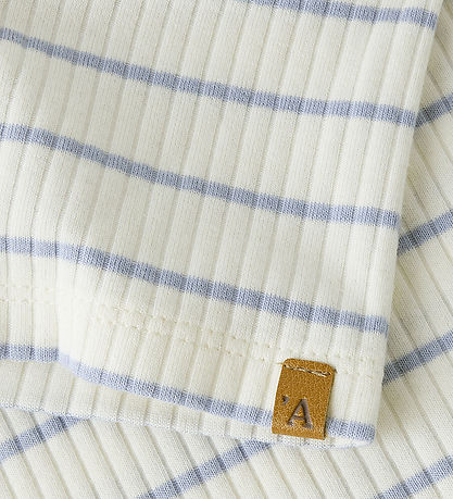 Lil Atelier T-shirt - Noos - NmmKail - Coconut Milk/Zen Blue