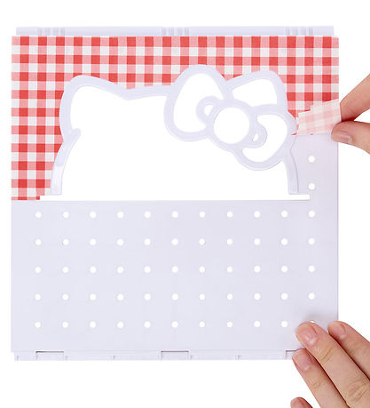 MGA's Miniverse Make It Mini - Hello Kitty - Sanrio Playset