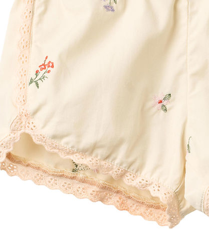 Wheat Shorts - Inger - Ivory Embroidery Flowers