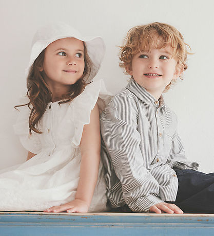 Huttelihut Kjole - Antique White m. Broderi