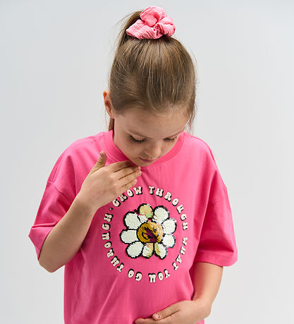 The New T-shirt - TnSkye - Carmine Rose