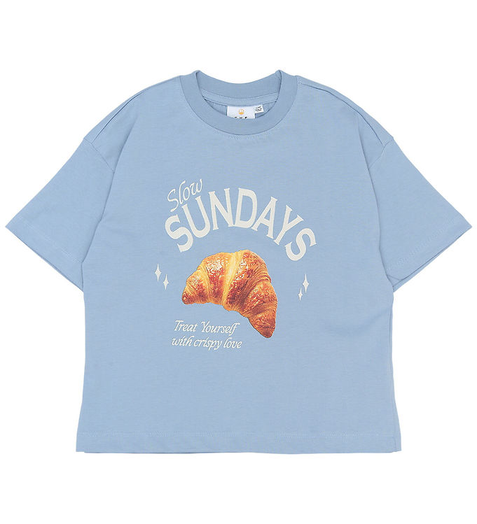 The New Suzette T-shirt Forever Blue Med Croissant Print - Str. 3-4y 98/104cm