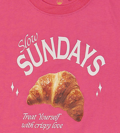 The New T-shirt - TnSuzette - Carmine Rose