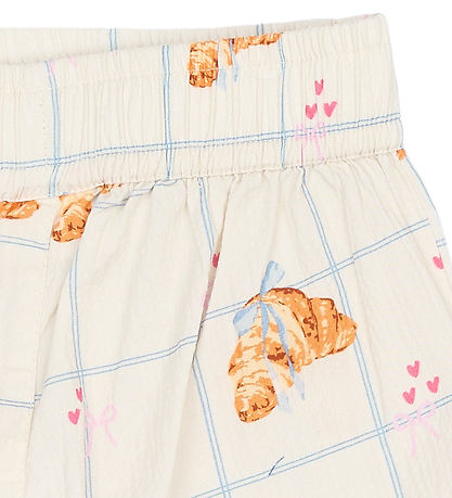 The New Shorts - TnstSilke - Gardenia