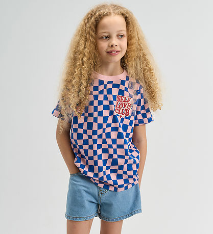 The New T-shirt - TnSisse - Silver Pink AOP