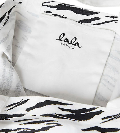 Lala Berlin Shopper - Maja - White Black Tiger