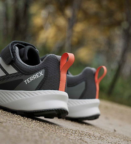 adidas Performance Sko - Terrex Tracefinder - Cblack/Greone/Seim