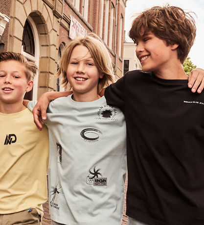 Indian Blue Jeans T-shirt - AOP - Ether