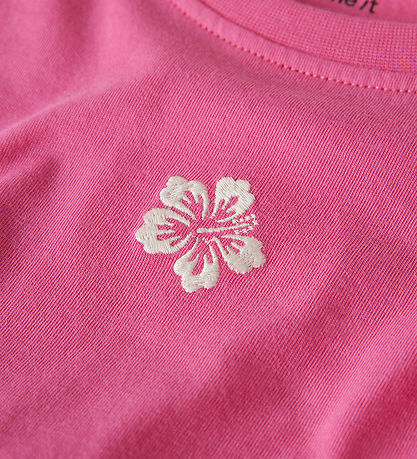 Name it T-shirt - NkfVictoria - Strawberry Moon/Hibiscus Embroid