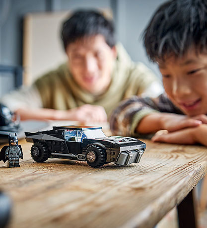 LEGO® Batman - The Batman Batmobile 76332 - 330 Dele