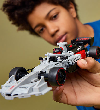 LEGO® Speed Champions - Audi Revolut F1 Team R26 Racerbil 77259 