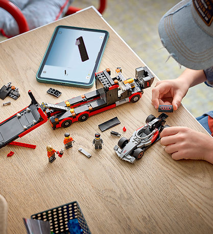 LEGO® City - F1 Udstillingstruck Med Audi F1 Racerbil 60493 - 50