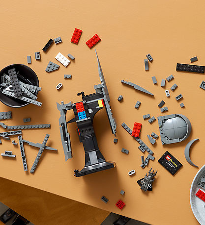 LEGO® Icons - Ringenes Herre: Saurons Hjelm 11373 - 538 Dele