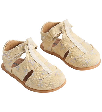 Wheat Sandals - Nolan - Barely Apricot flowers