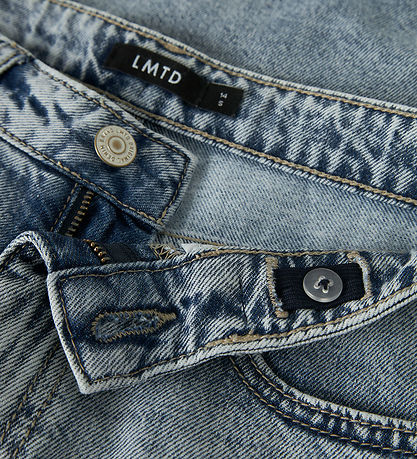 LMTD Shorts - Bermuda - NlfBett - Light Blue Denim