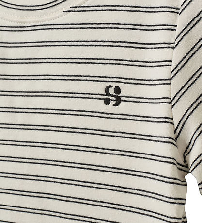 Sofie Schnoor T-shirt - LunaSY - Off White/Sortstribet